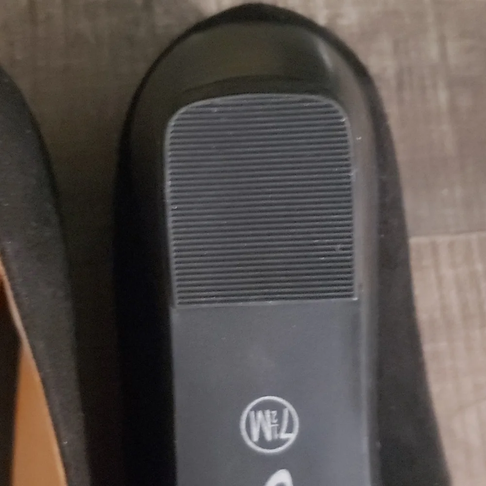 CL by Laundry black Marcie wedges Sz 7.5 - Picture 4 of 7